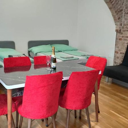 Cozynite Premium Apartment Stadthalle Wien Ngoại thất bức ảnh