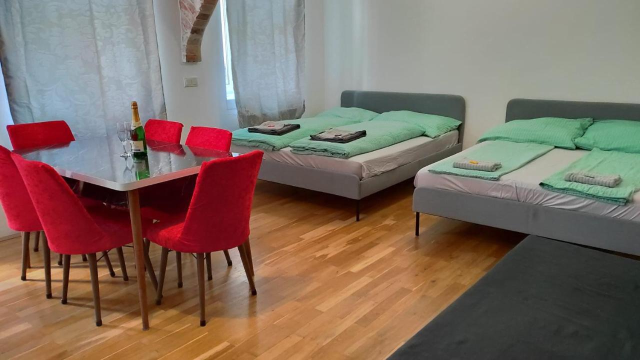 Cozynite Premium Apartment Stadthalle Wien Ngoại thất bức ảnh