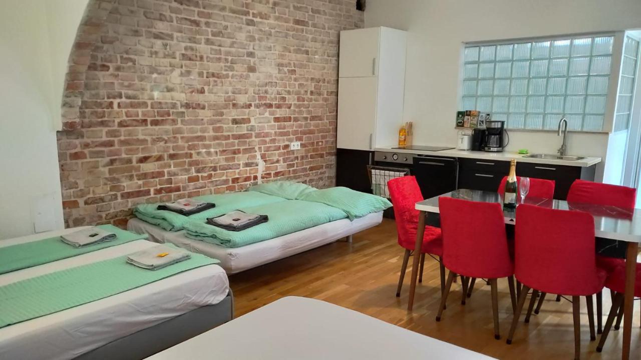 Cozynite Premium Apartment Stadthalle Wien Ngoại thất bức ảnh