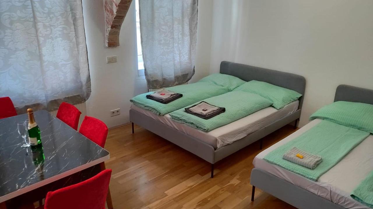 Cozynite Premium Apartment Stadthalle Wien Ngoại thất bức ảnh